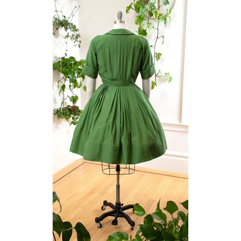 Vintage 1950s ALFRED SHAHEEN Dress 50s Green Silk Button Down Shirtwaist - Picture 4 of 8